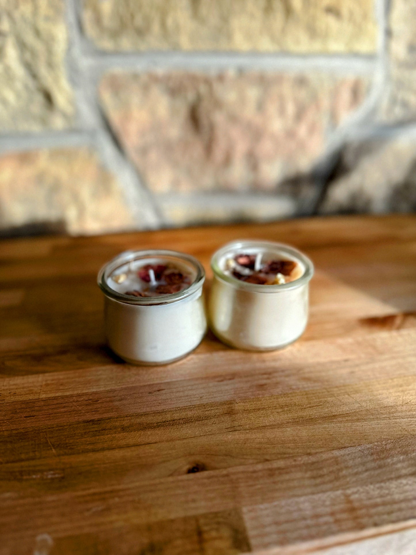 Set of two small candles