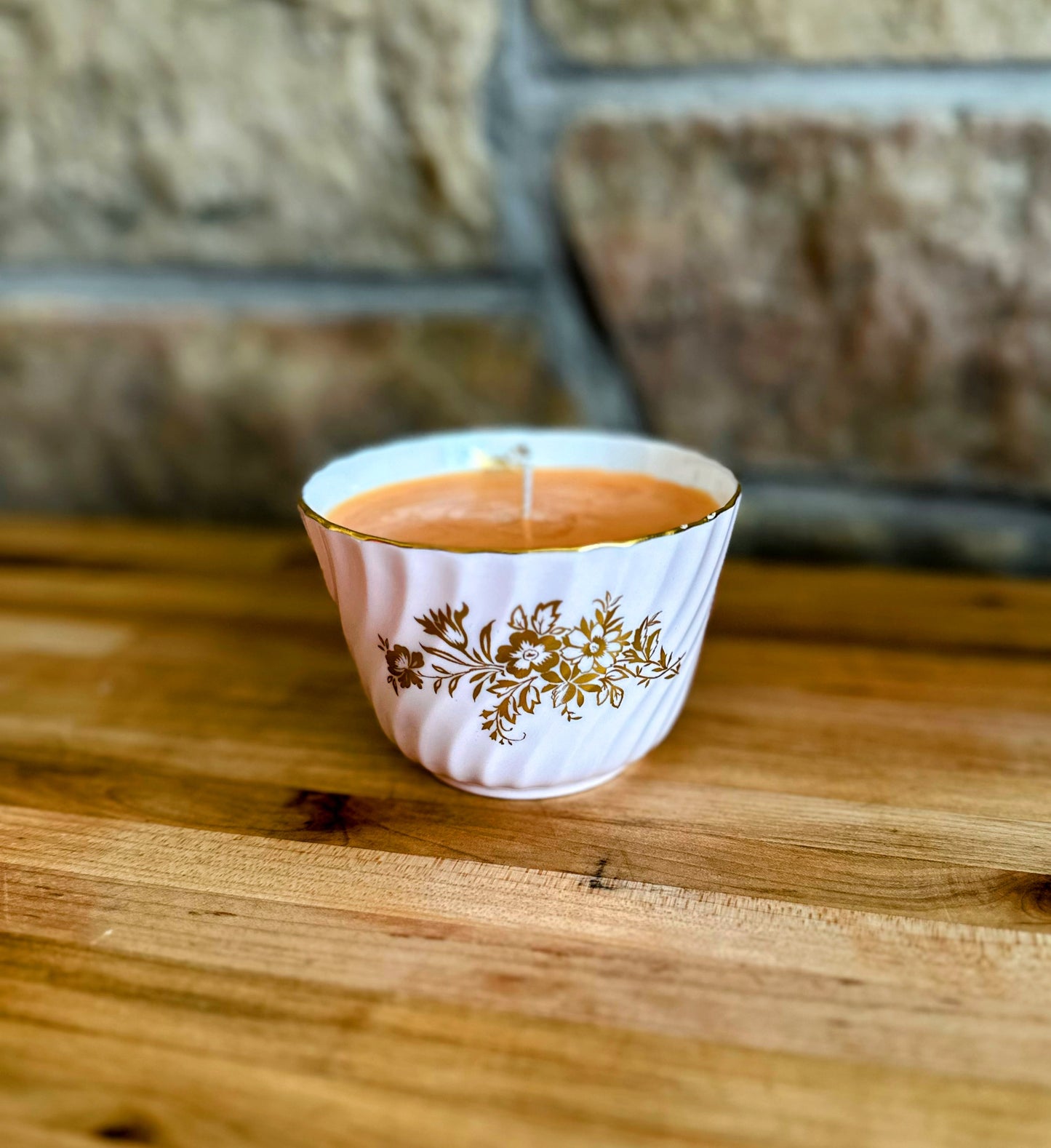 Antique pink and gold cup candle